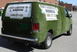 Grass van, turf van, side Grass van, turf van, side