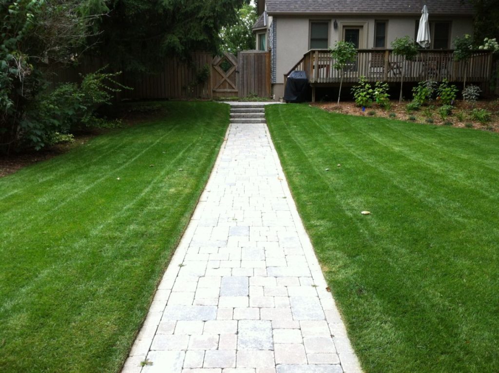 landscaping services Maple